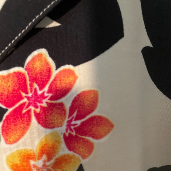 Prophecy Floral Dress - Picture 4 of 7